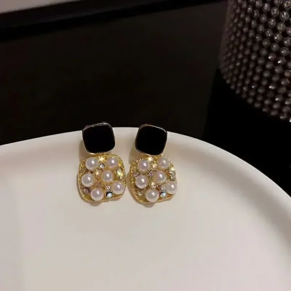 Square Rhinestone Pearl Earrings - Image 4